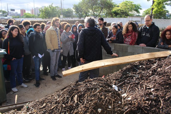 Jovens ao encontro do meio ambiente